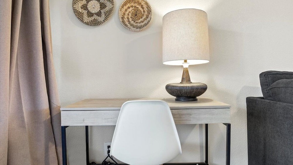 Modern and Sophisticated Old Town Scottsdale Gem!