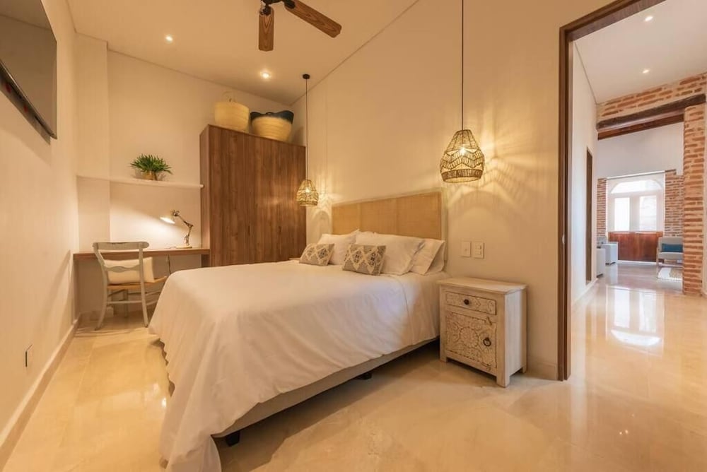 Casa Luxor by SOHO