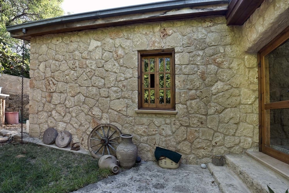 Photo 43