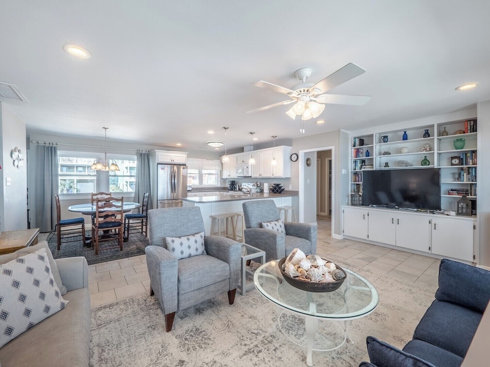 The Shark and the Seahorse by Topsail Realty