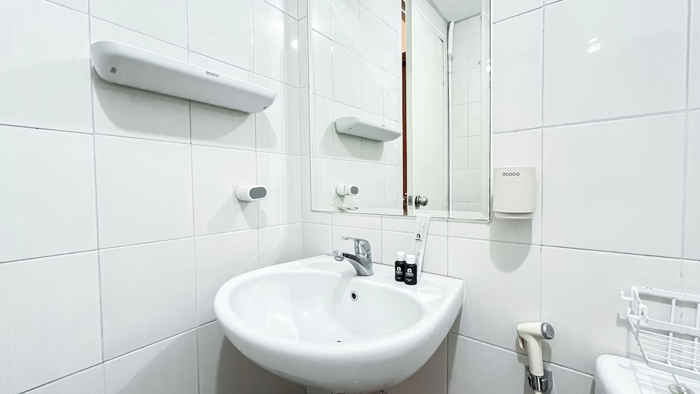 Comfy and Strategic 2BR Apartment at Signature Park Grande