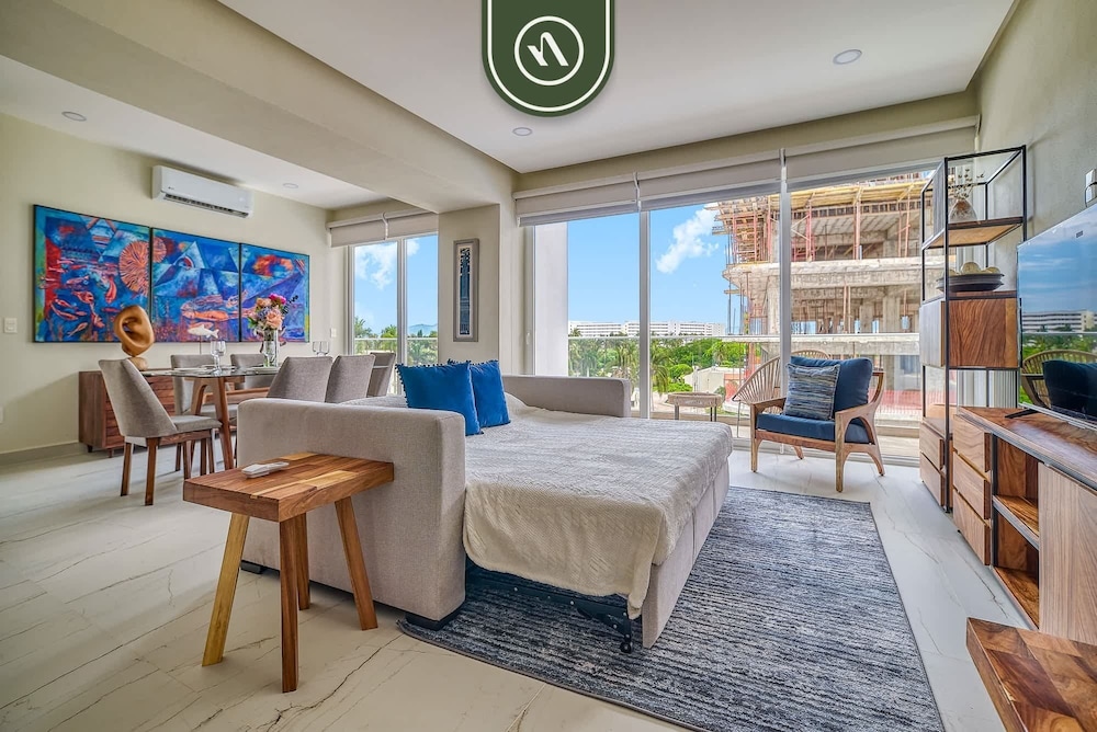 New 2 BR Condo One Street From Beach - Pool - Gym