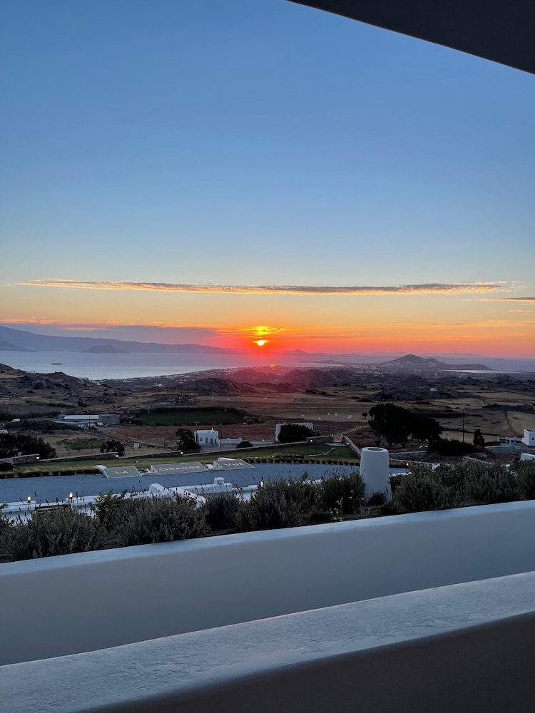 La Grande Vue Private Villas