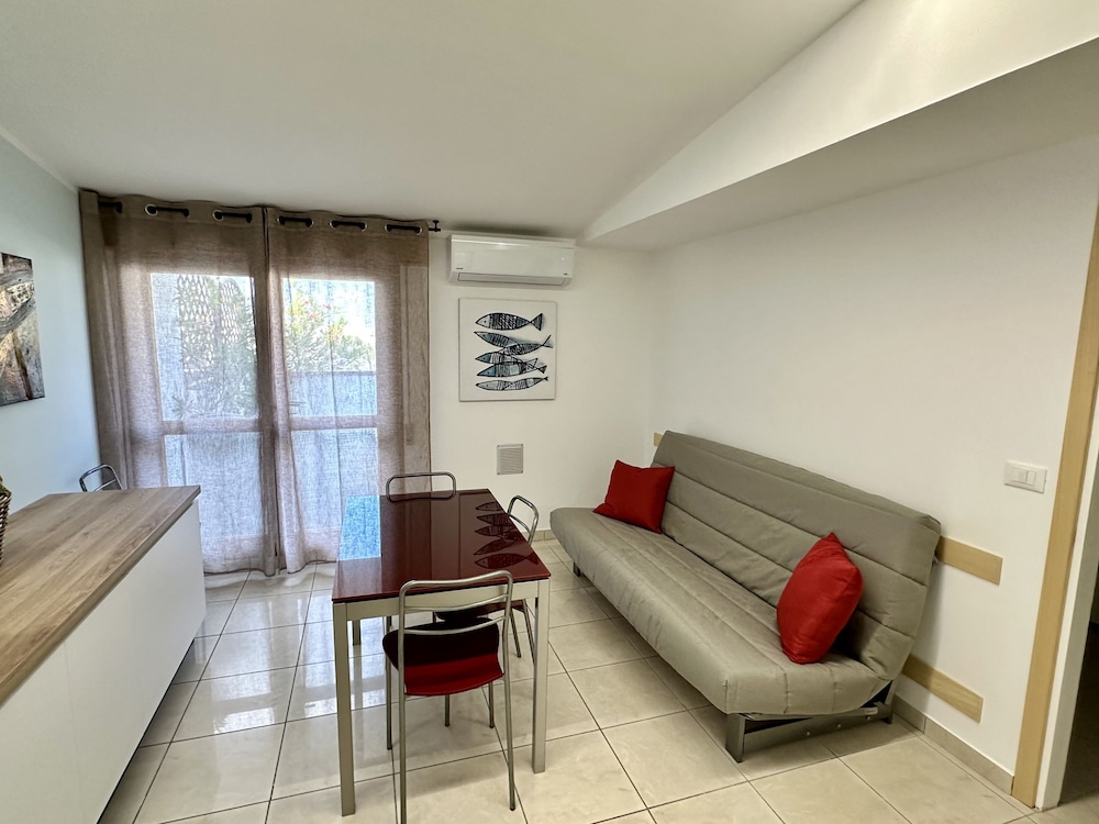 Foyer in Bibione With 1 Bedrooms and 1 Bathrooms
