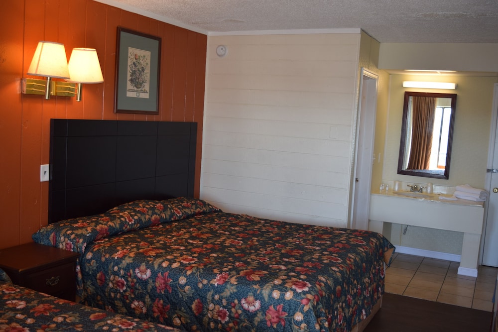Dry Dock Motel view 5