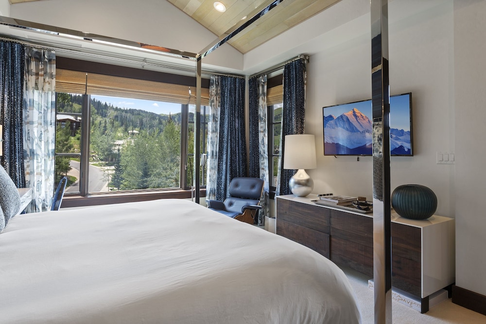 Flagstaff Lodge at Deer Valley Resort - Four Bedroom Residence #507 4 Condo