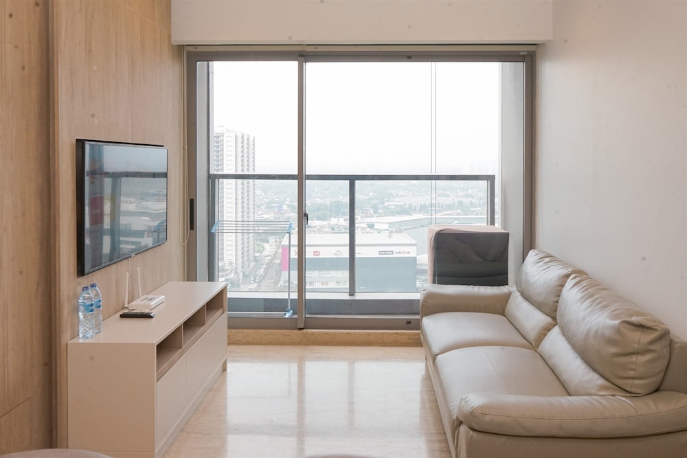 Spacious And Elegant 3Br At Branz Bsd City Apartment