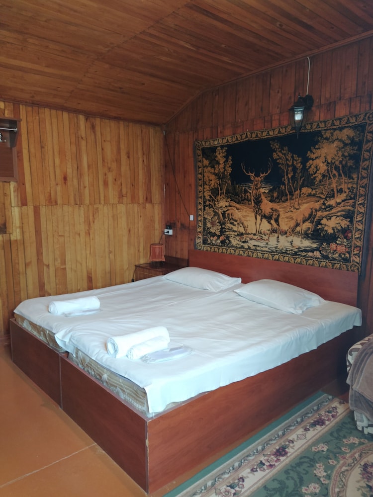 IRIS mini hotel