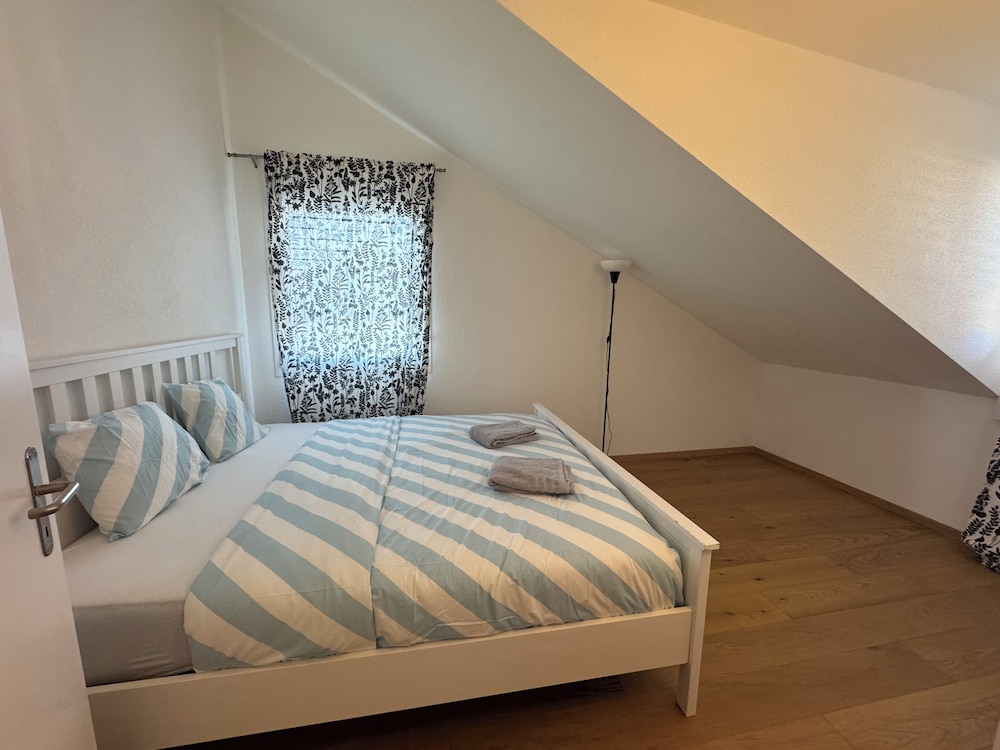 VK - Zürich Airport - Homestay - Härdlen