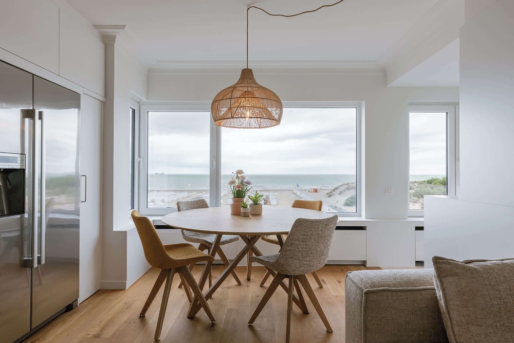 Huswell - Bright Stylish Apartment Near Beach wi