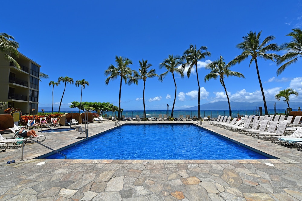 Kaanapali Shores #160 2 Bedroom Condo by RedAwning