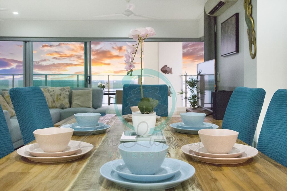 The Lava Lounge Panoramic Rooftop Holiday Retreat