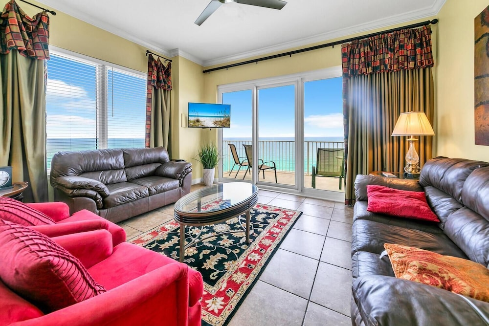 Grandview East 1401