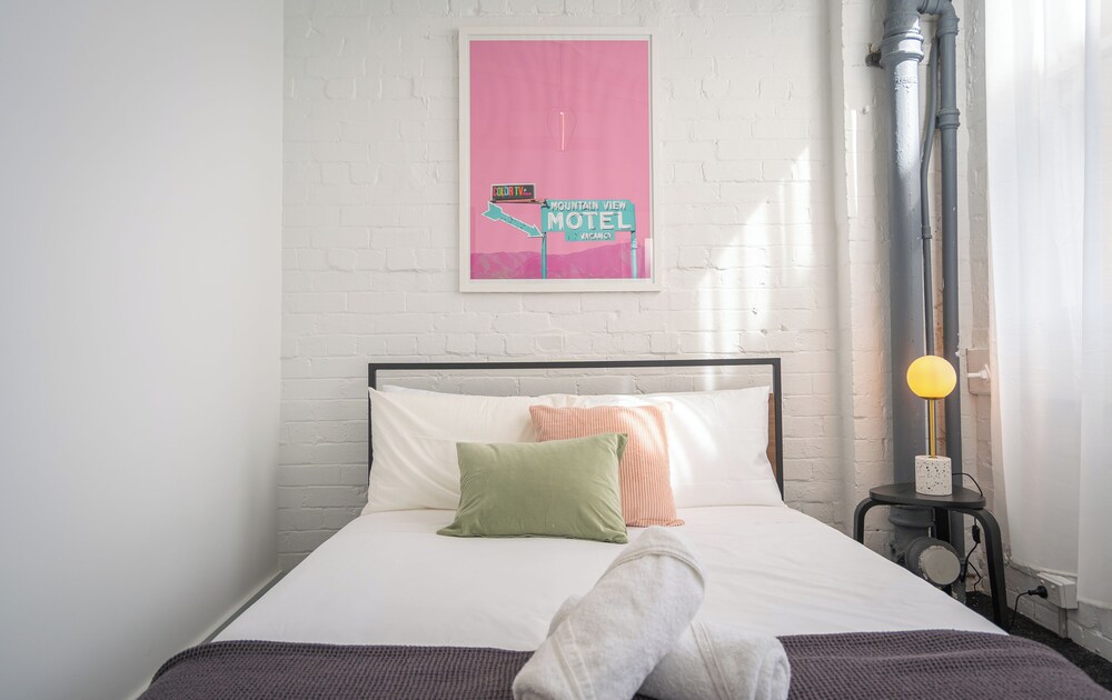 Kozyguru | Chic Studios | Oasis In The Heart Of Darlinghurst