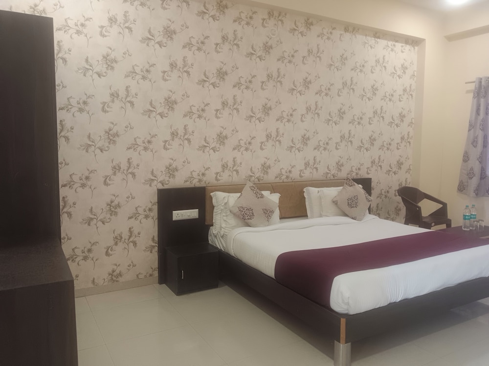 Vijayam Resort