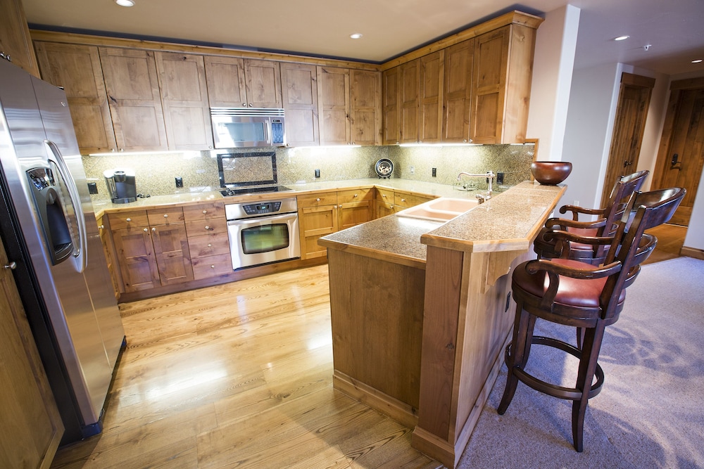 WestWall Lodge - Property Image 38