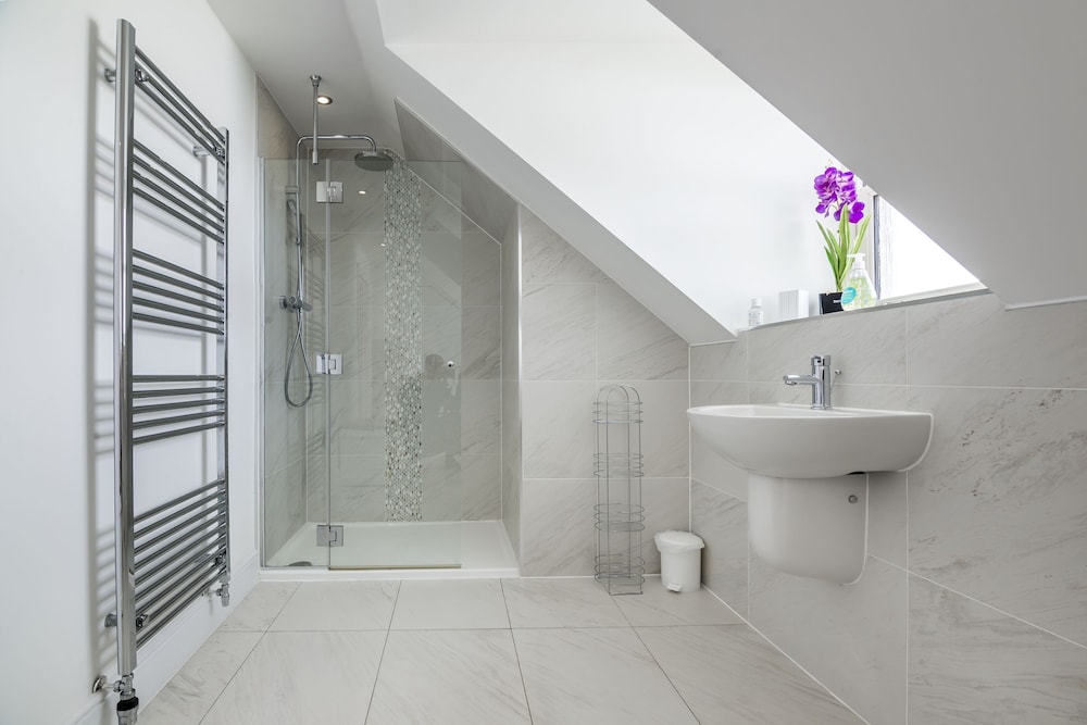 Milford Street - 5 Bed - Saundersfoot view 3