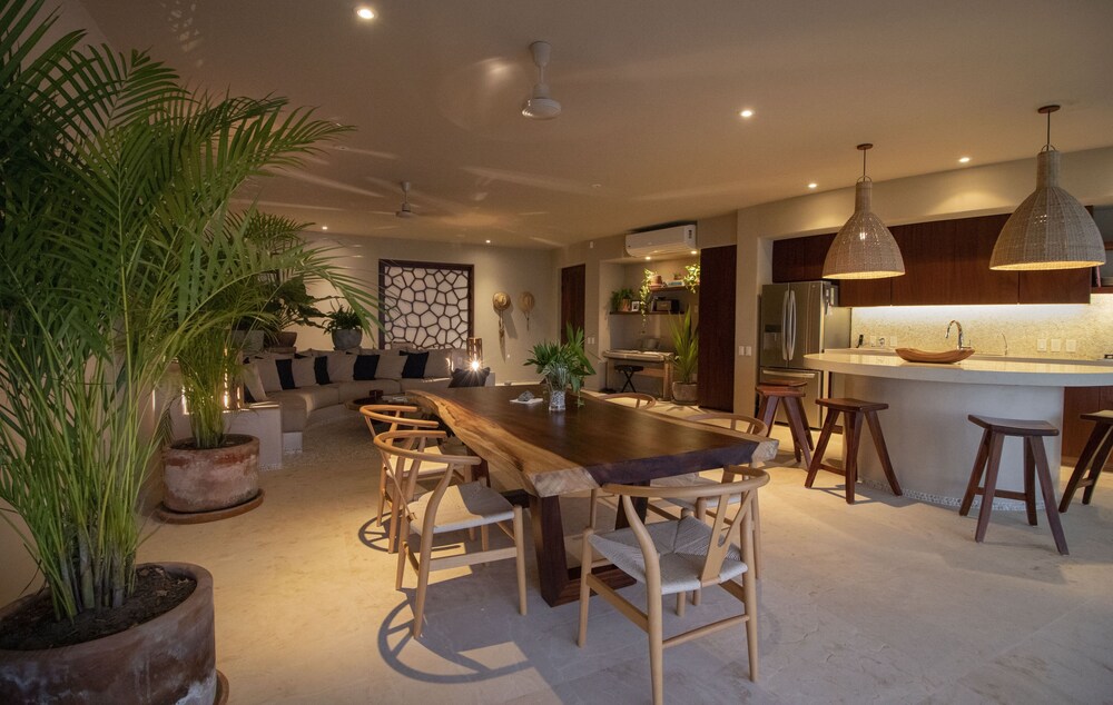 Punta Majahua Condos