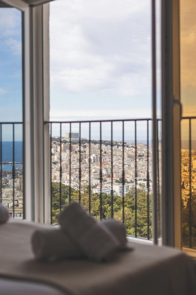Magnifique Appartement au d'El Mouradia