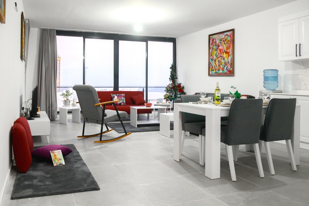 Flat With Sea View Balcony in Kyrenia