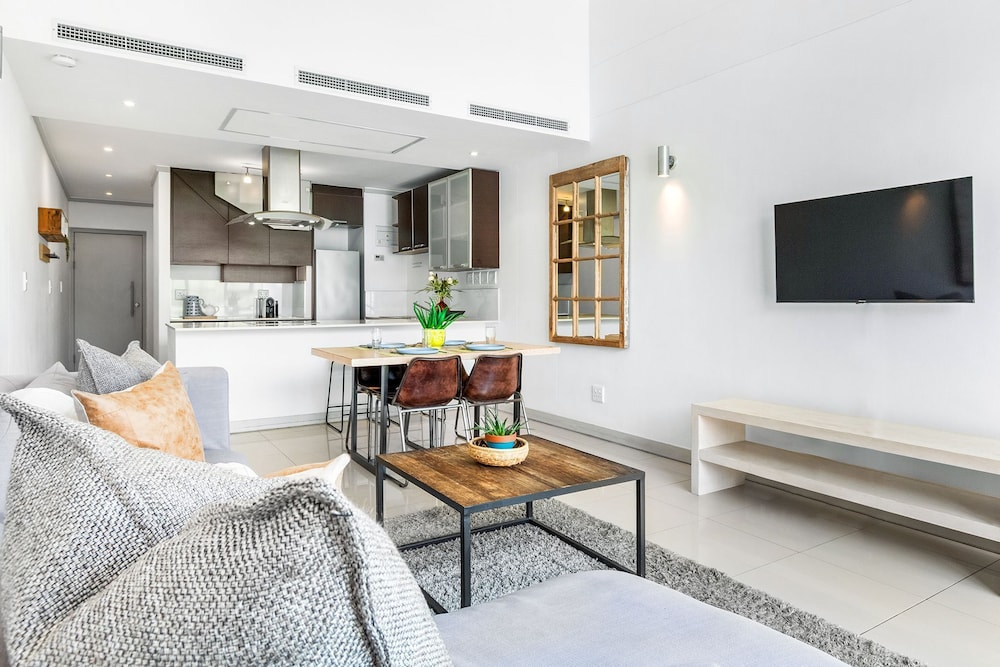 The Quadrant 406