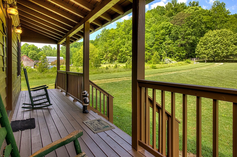 Mountain Creek #3584 by Aunt Bug's Cabin Rentals