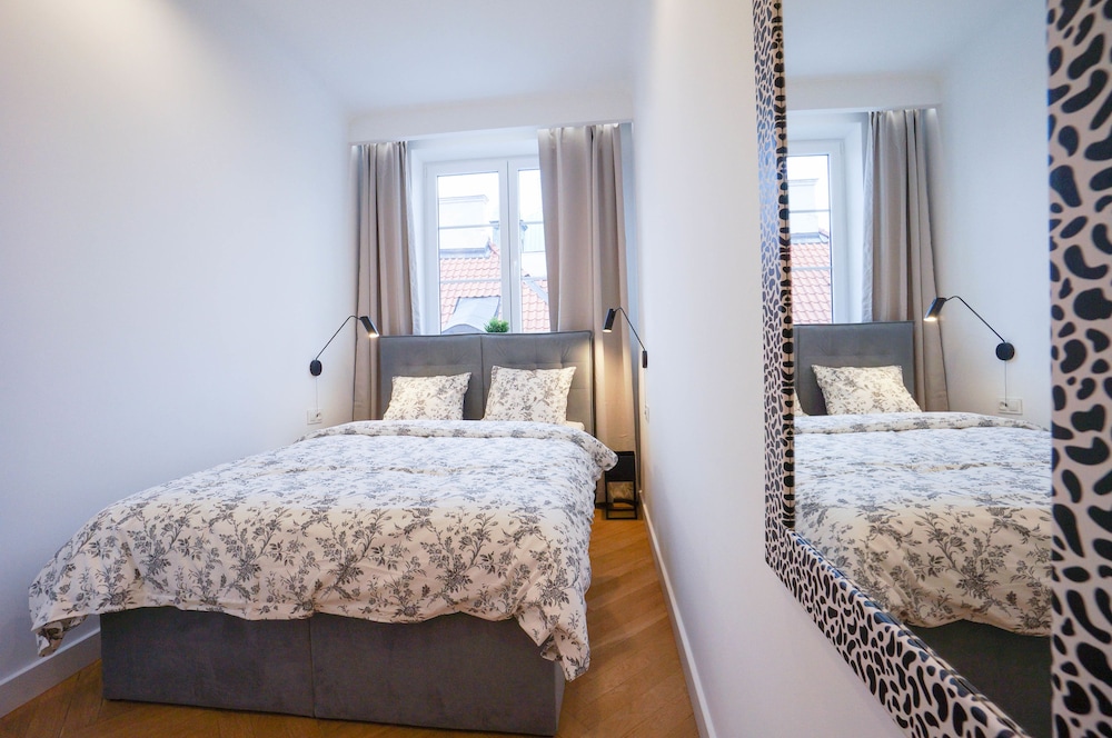 AAA STAY Premium Apartments Old Town