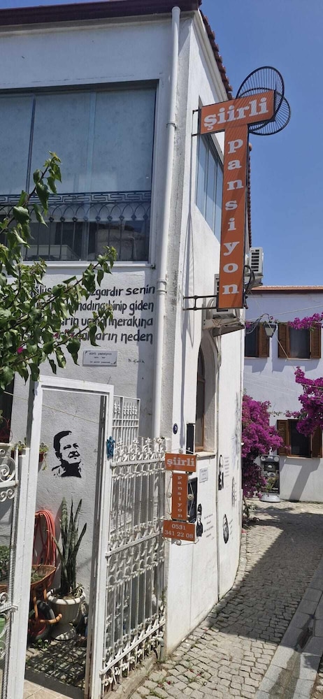 ŞİİRLİ PANSİYON