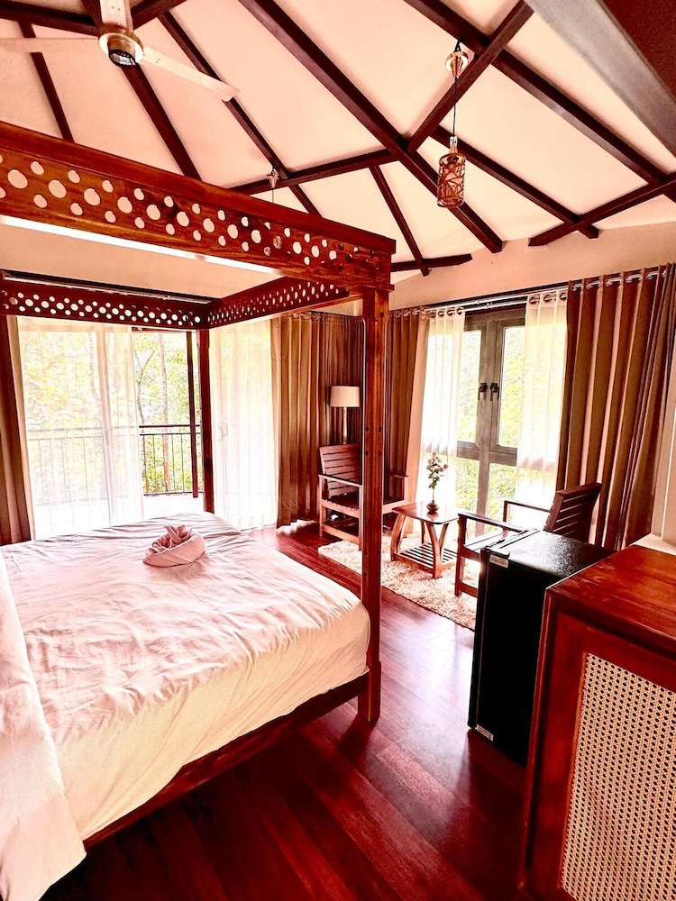Pugmarks Jungle Resort