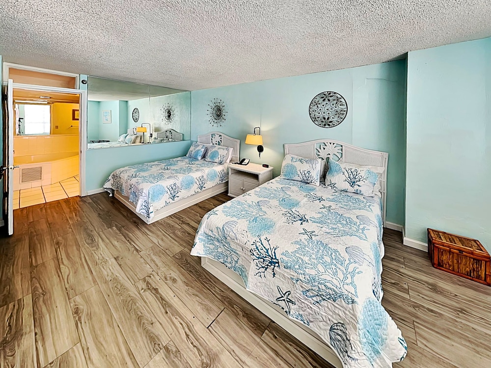 The Salty Fountain by Distinctive Beach Rentals