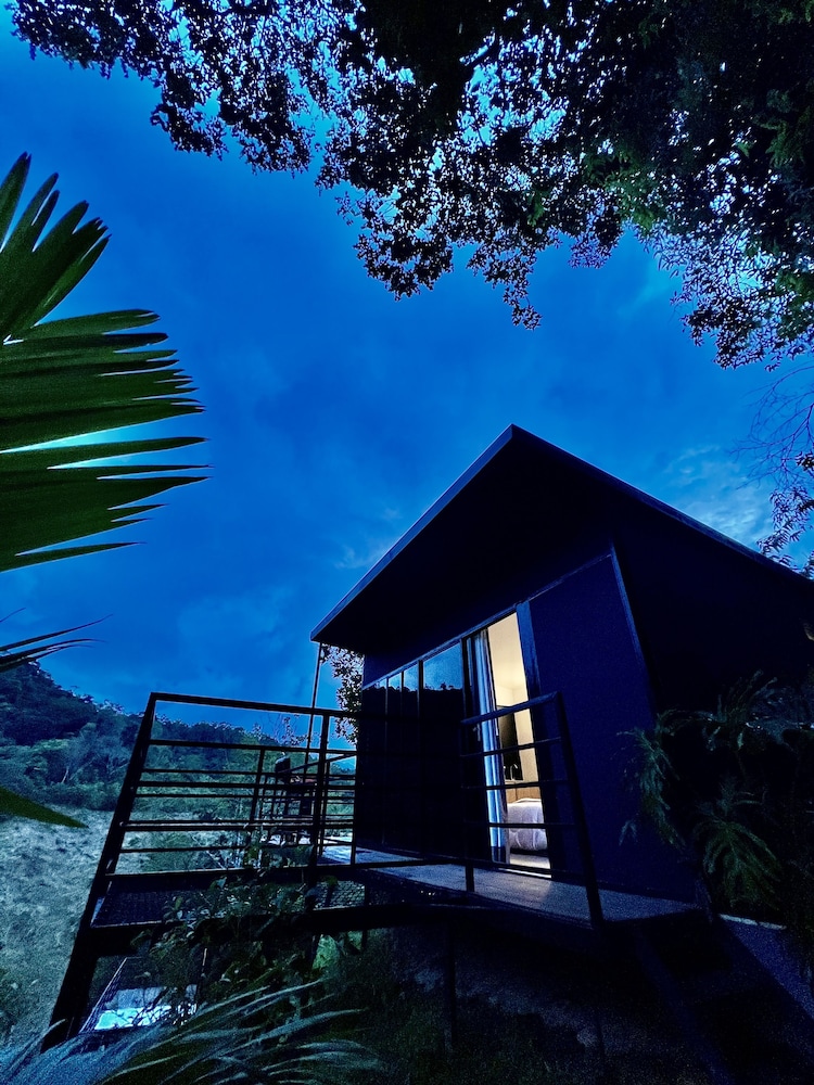 Gaia glamping