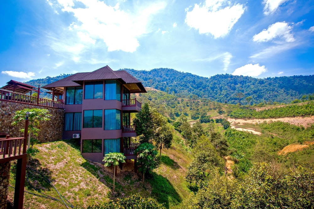 The Waterway Villa