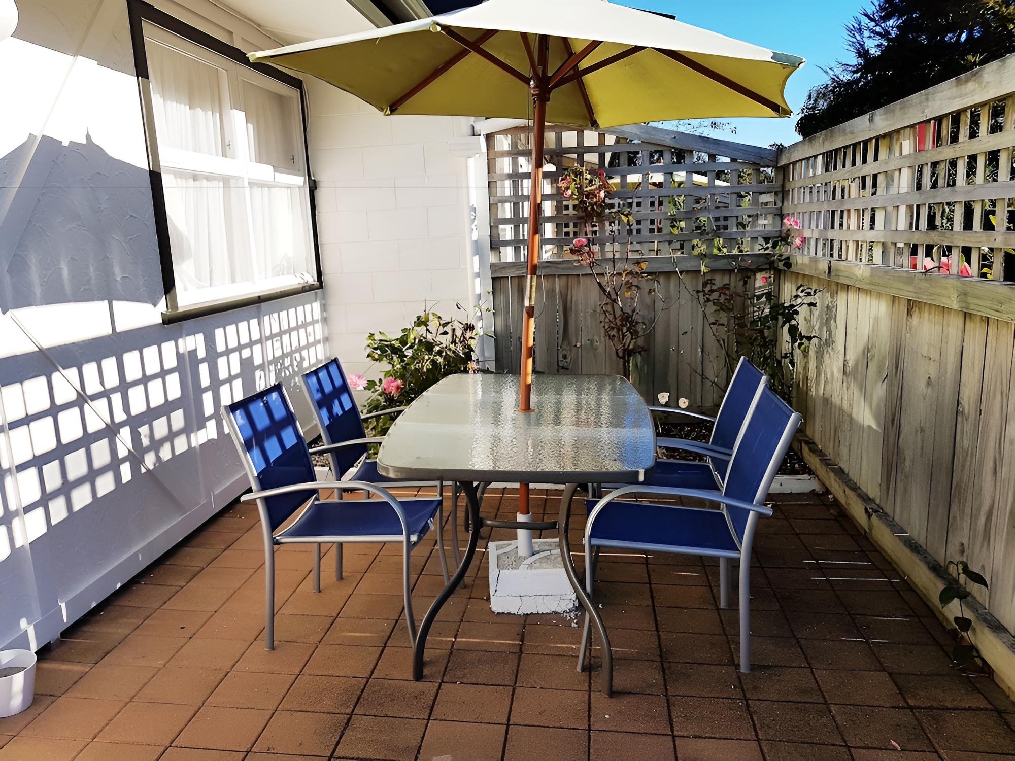 Rainbow Point Motel