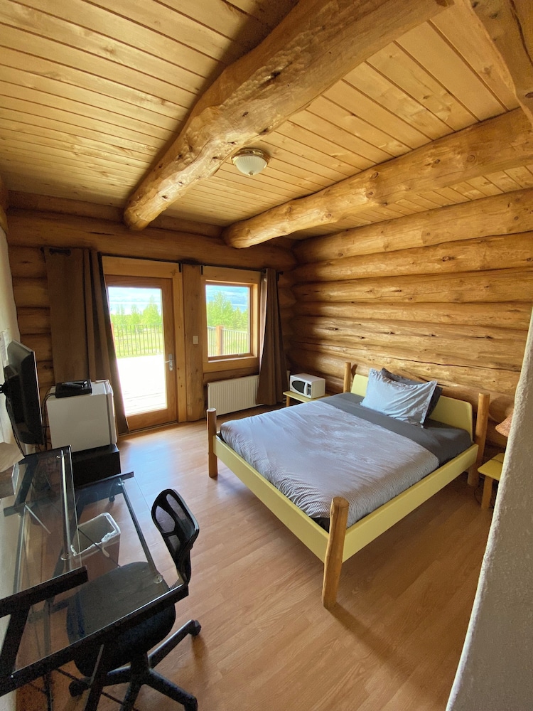 Williston Lake Resort