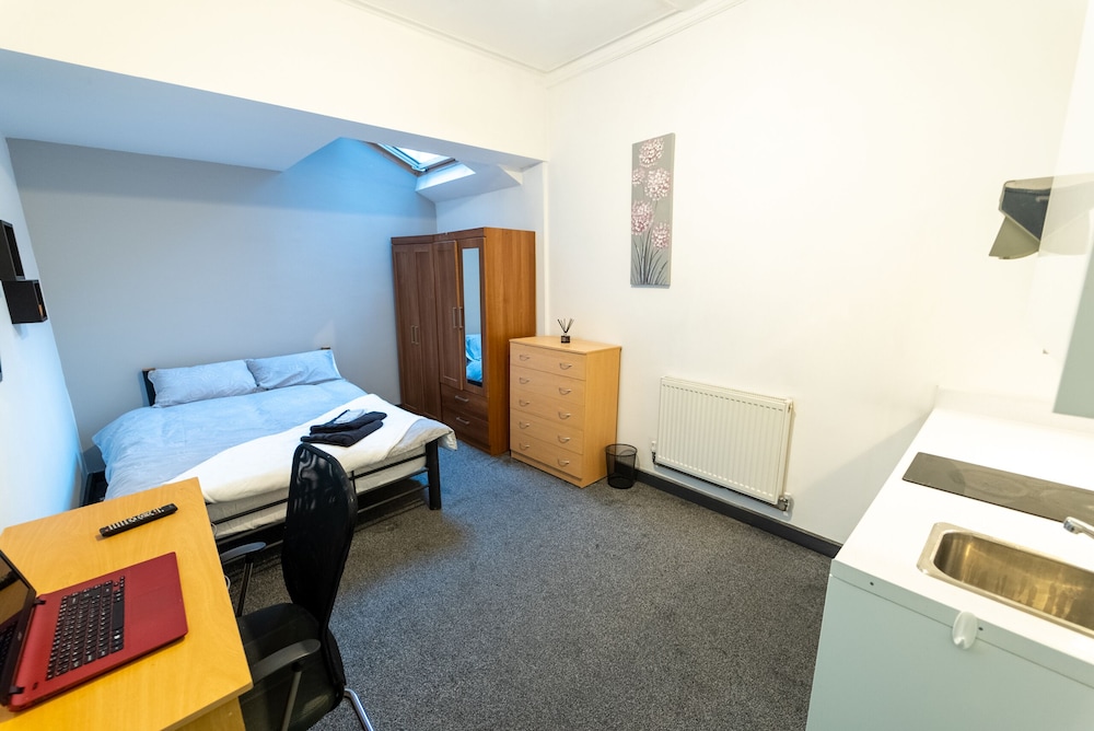 968 Pershore Road Studios in Guest House view 4