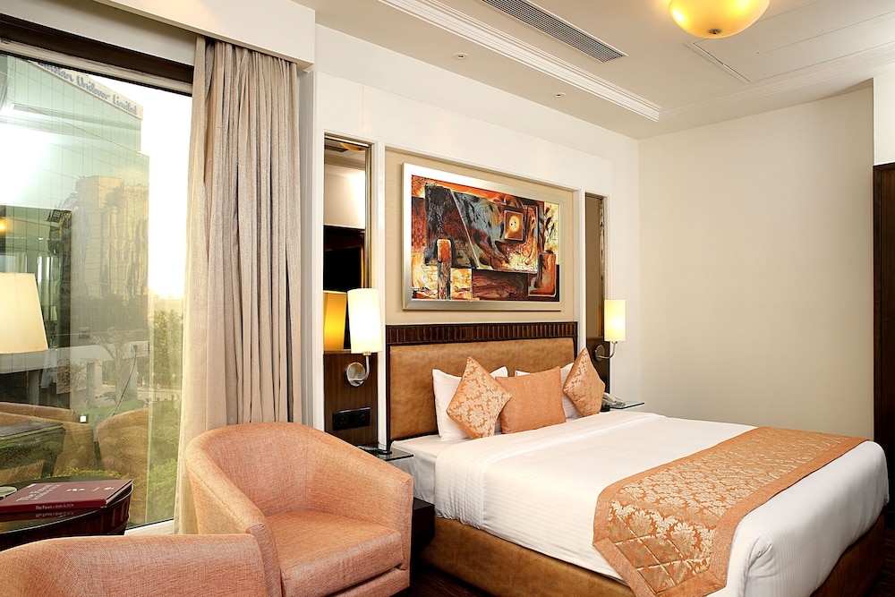 Inde Vista Woods Signature Tower