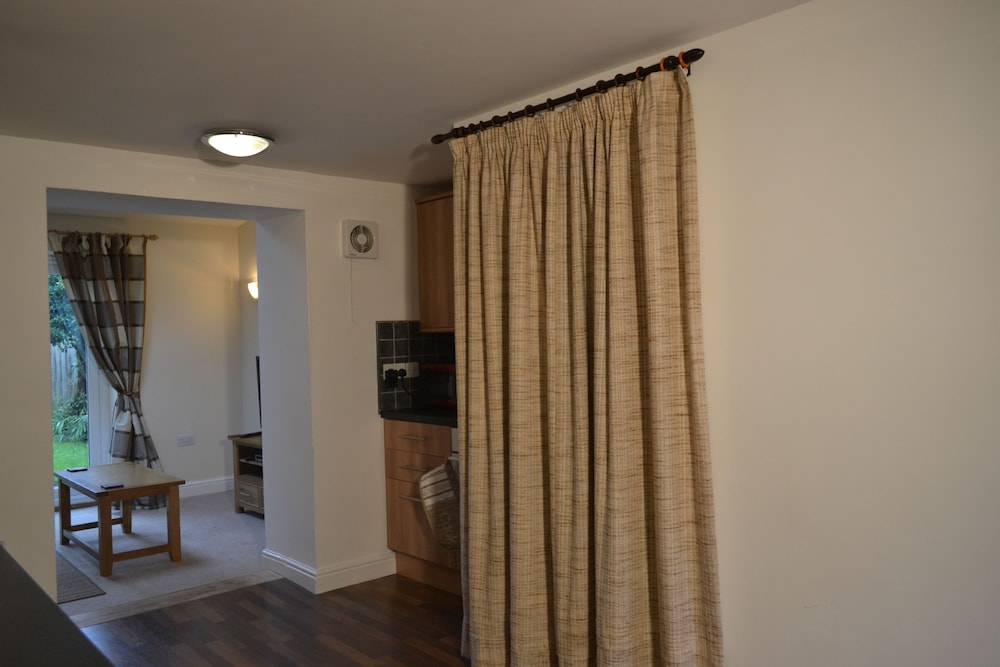 Glendower House Apartments