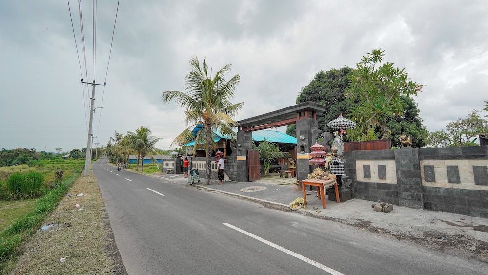 Mona Bali Guest House