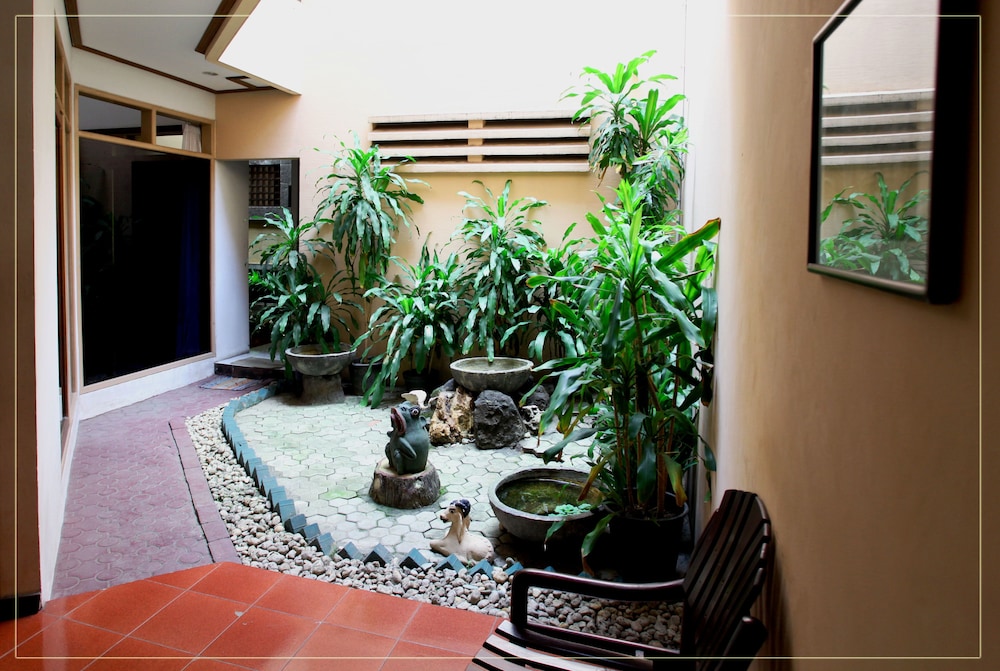 Pondok Asri Family Guest House