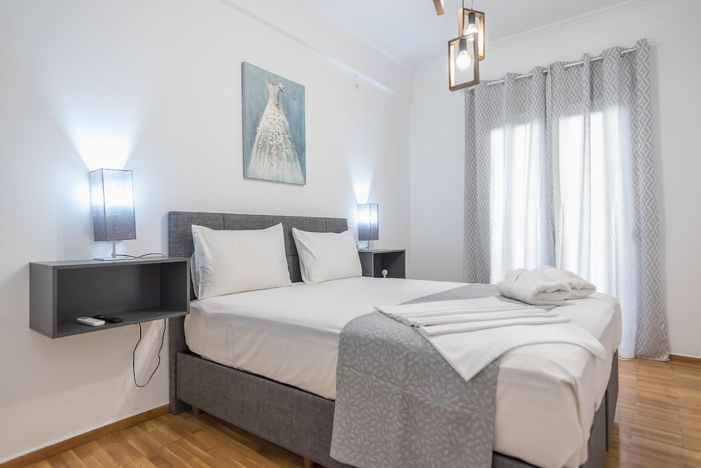 Athens Bright Suite by Cloudkeys