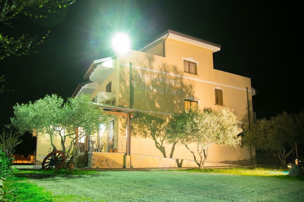 Agriturismo L'Antico Carro view 4