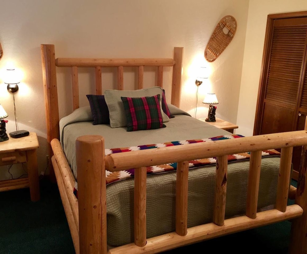 Ashland Vacations - Whispering Pines Cabin Retreat - Property Image 23