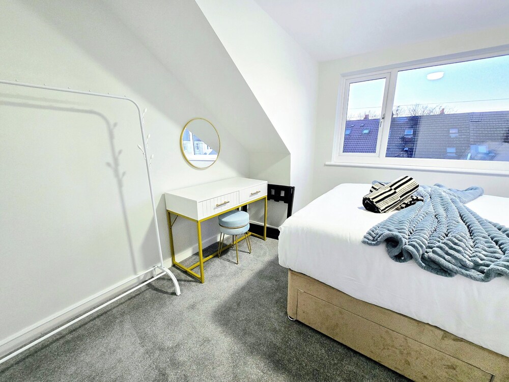 3-Bed Home in Glasgow