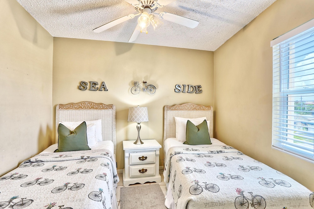 Beach Haven #C6