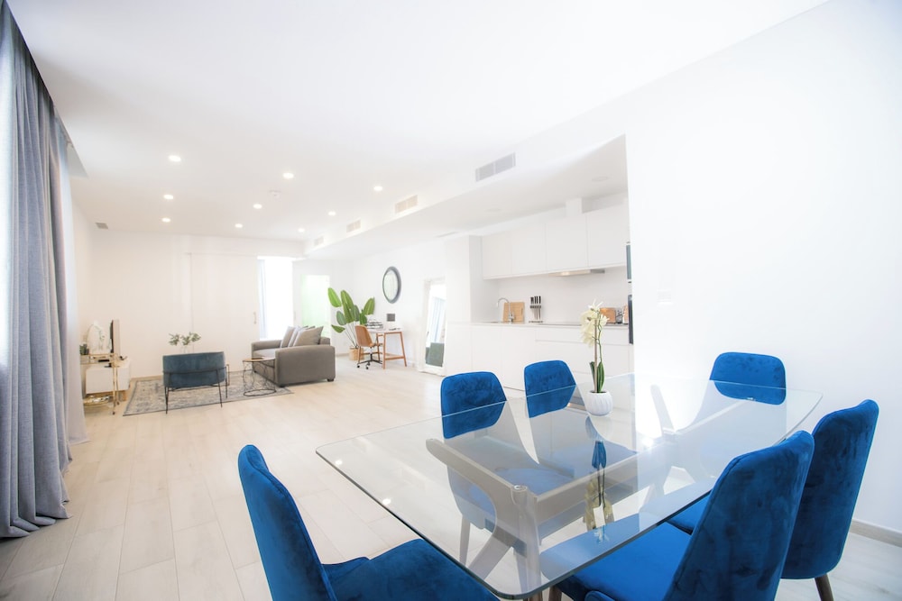 Greystone Apartments