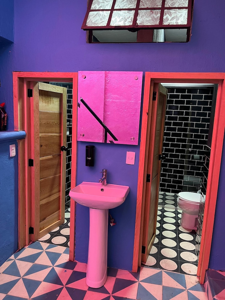 Homestal California Hostal Tlaquepaque