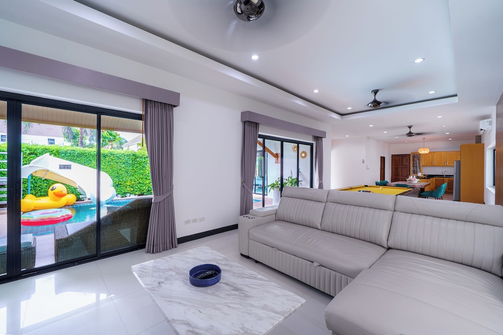 Natcha villa 41