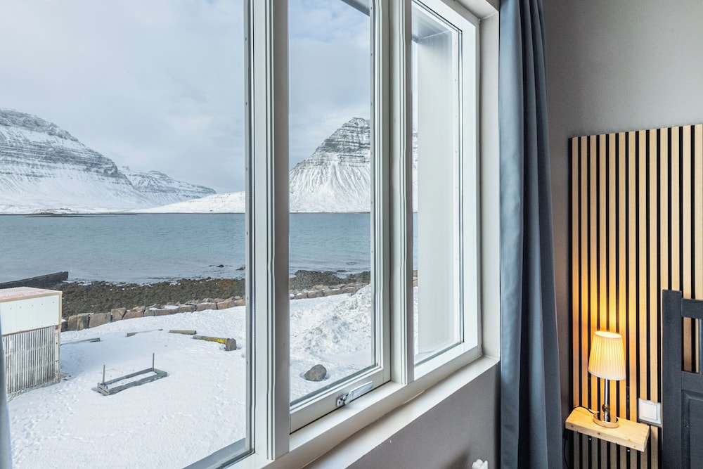 Stöð Guesthouse & Aparments