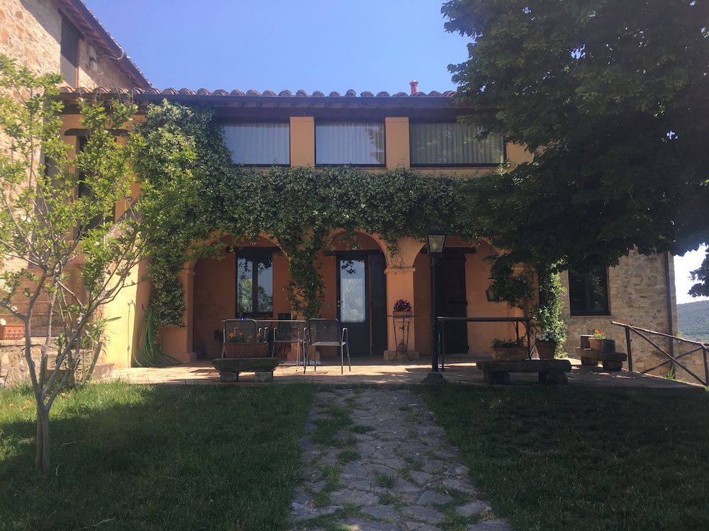 Agriturismo Monte Petreto
