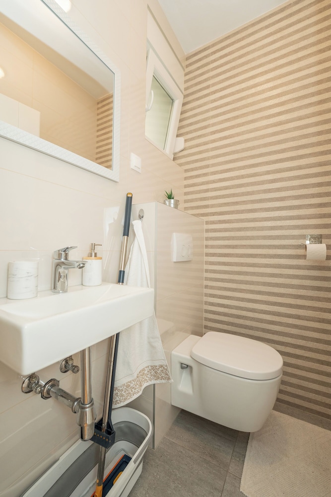 Anabella Apartment - Jacuzzi & Infra Sauna